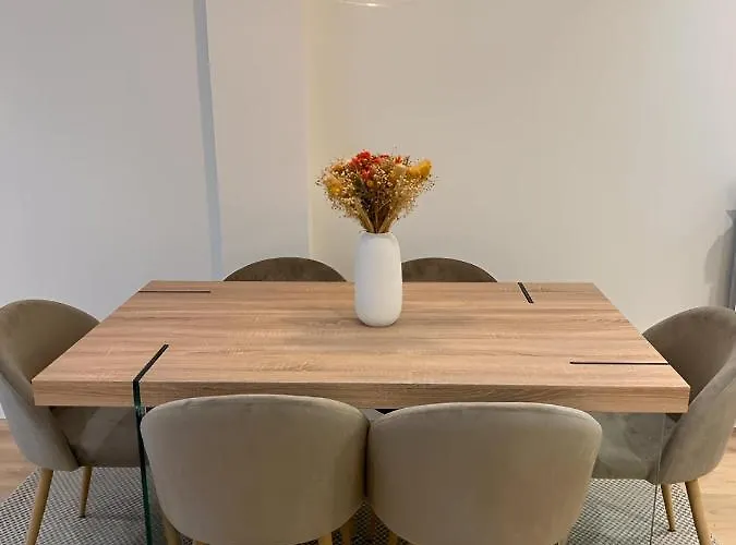 Colon -zurriola Beach * סן סבסטיאן